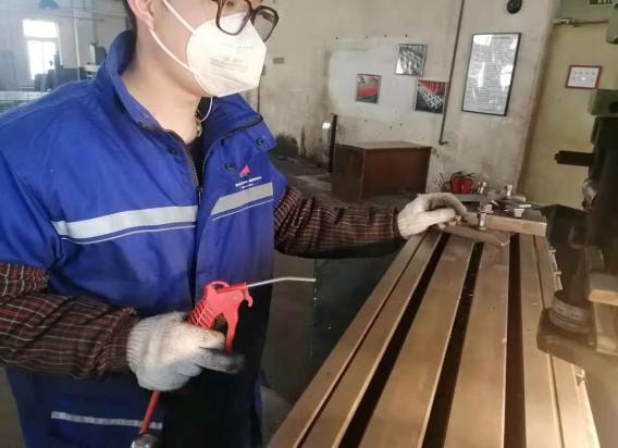 奔达模具安全生产