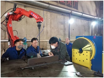 奔达模具焊接机器人调试
